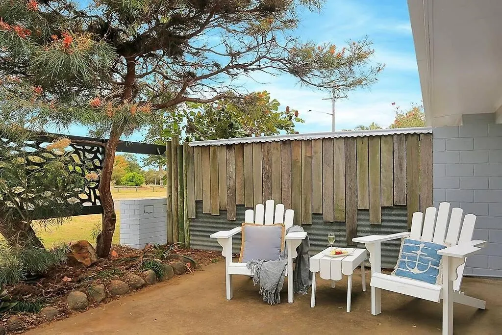 Anchors Away At Innes Park Opp Park & Beach Dogs Welcome Inside Pemberton Apartment